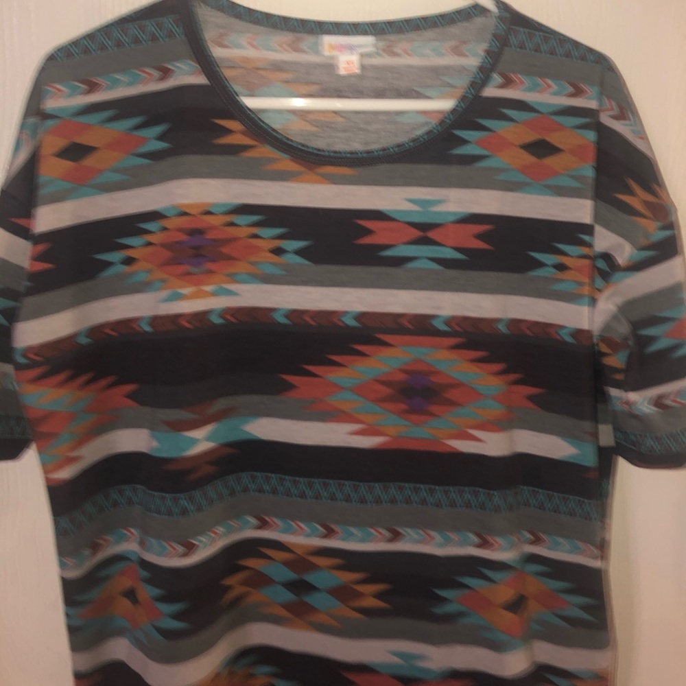 Awesome aztec print XS LuLaRoe Irma